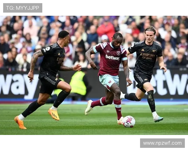 西汉姆联俱乐部崛起之路探秘英超铁锤帮的辉煌与挑战