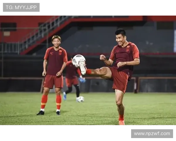 中国男足再迎重大考验主帅调整阵容力争世界杯预选赛开门红 中国男足再迎重大考验主帅调整阵容力争世界杯预选赛开门红