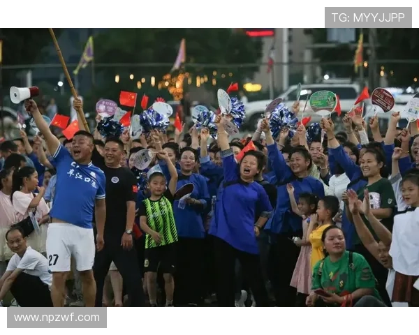 国家队逆转夺冠引爆全场球迷激情四射点燃城市庆祝之夜狂欢盛典时刻