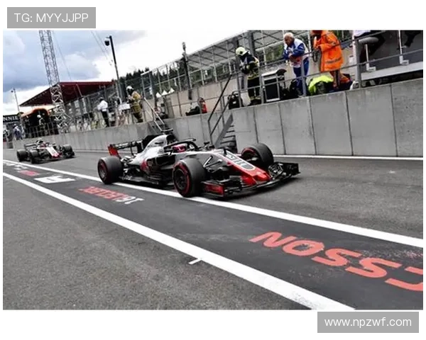 F1赛季关键战升级车队争冠形势白热化引发全球关注新规则影响战局