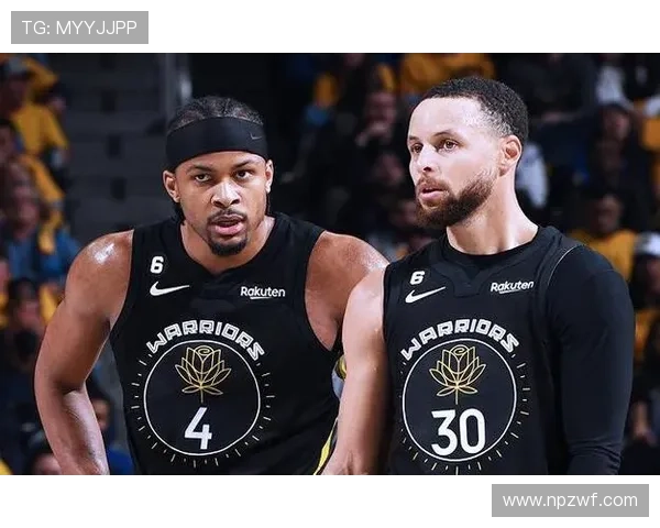 国王队迎来崭新赛季挑战 重塑辉煌再战西部竞争激烈局面 国王队迎来崭新赛季挑战 重塑辉煌再战西部竞争激烈局面