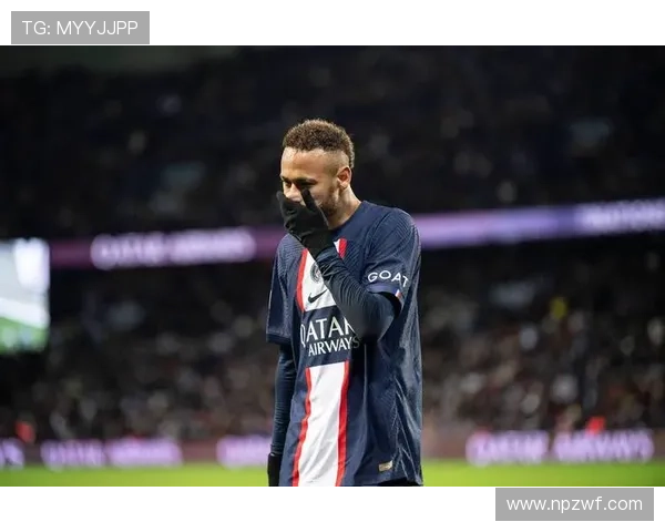 梅西领衔大巴黎战胜曼联 持续领跑欧冠小组赛积分榜 梅西领衔大巴黎战胜曼联 持续领跑欧冠小组赛积分榜